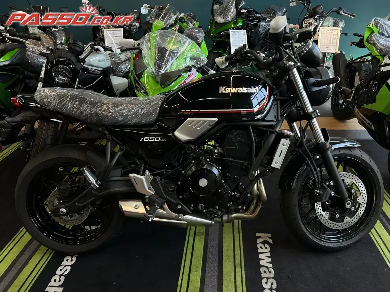 Kawasaki Z 650 RS ABS