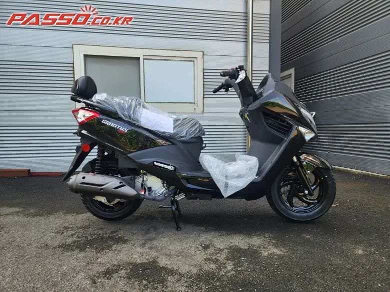 KR / S&T / Hyosung Grantus 125
