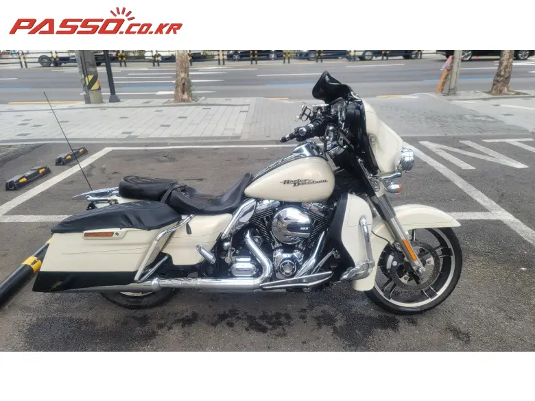 Harley-Davidson Street Glide