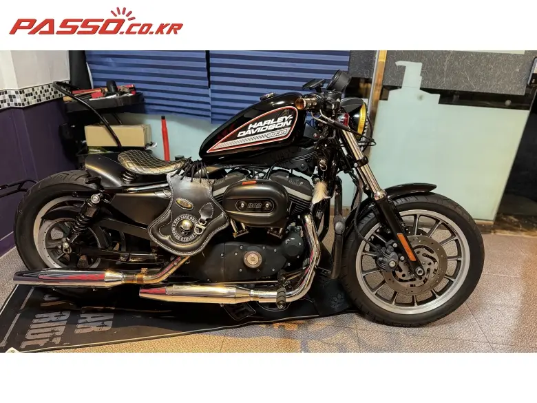 Harley-Davidson 883 R