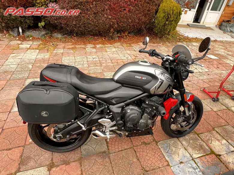 Triumph Trident 660
