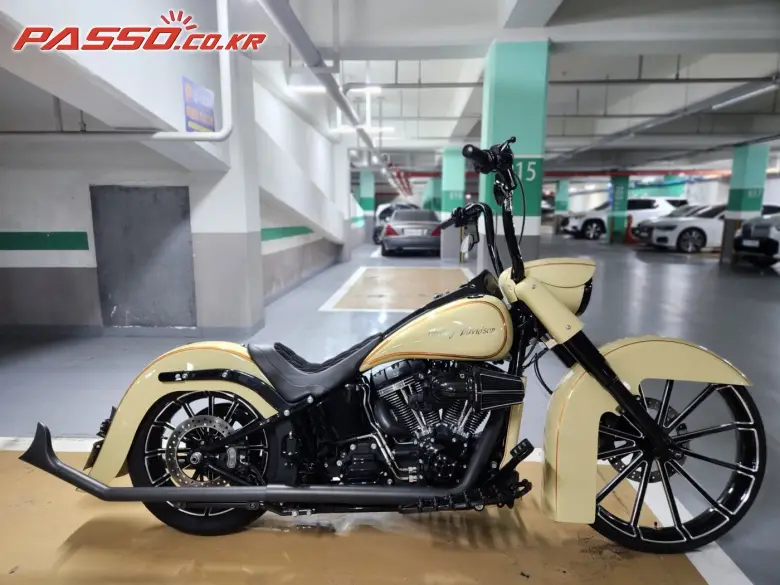 Harley-Davidson Softail Slim S