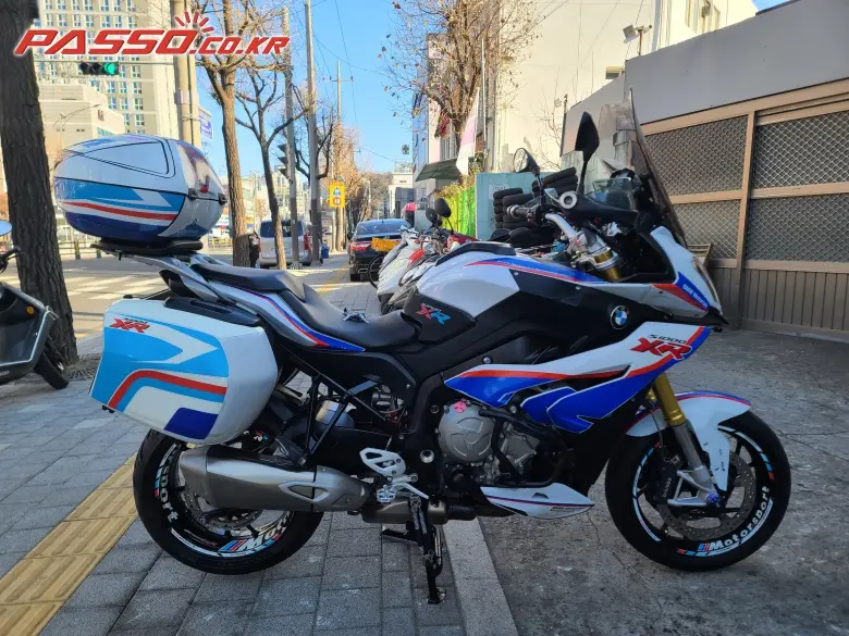 BMW S 1000 XR
