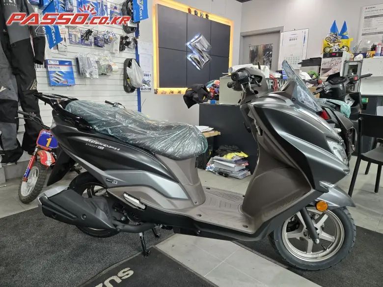 Suzuki Burgman Street 125 EX