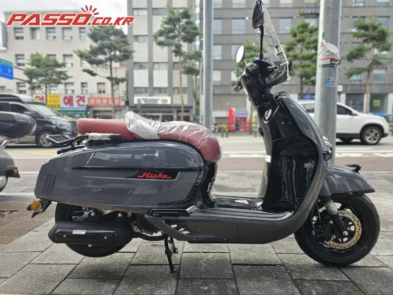 Victoria Niki 125