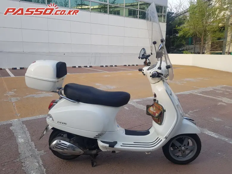 Vespa LX 125