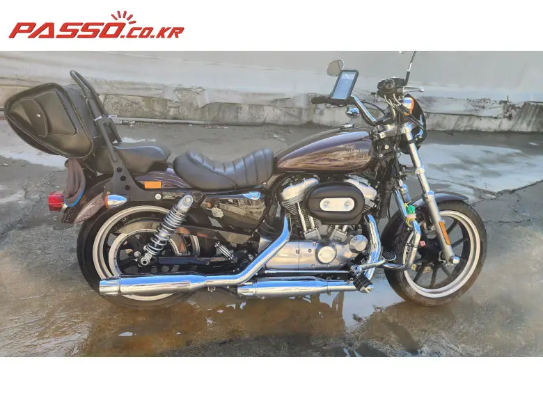 Harley-Davidson 883 SuperLow