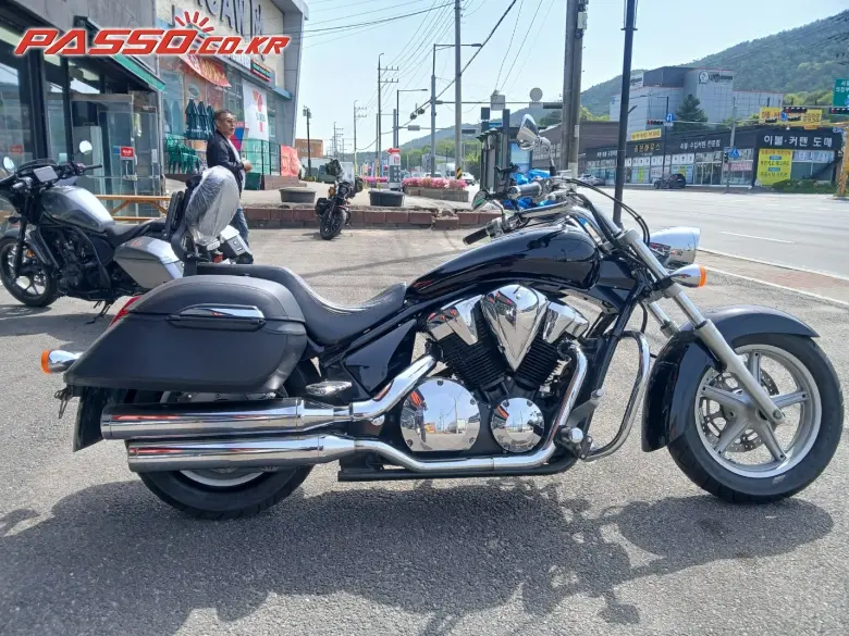 Honda VT 1300 CR