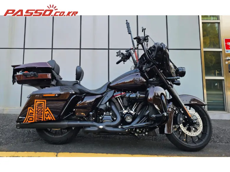 Harley-Davidson CVO Street Glide