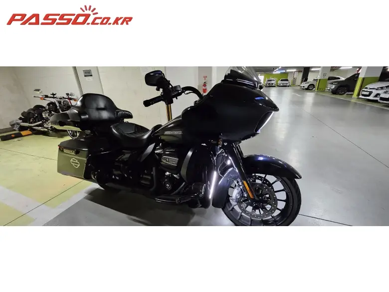 Harley-Davidson Road Glide Special