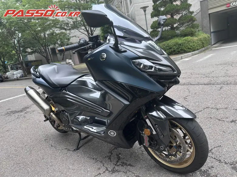 Yamaha TMAX 560