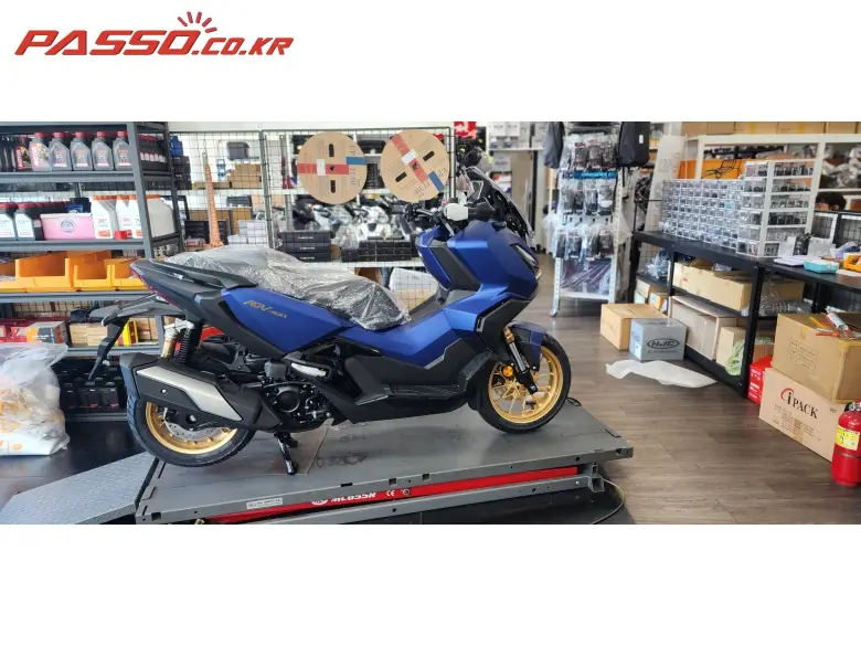 Honda ADV 350
