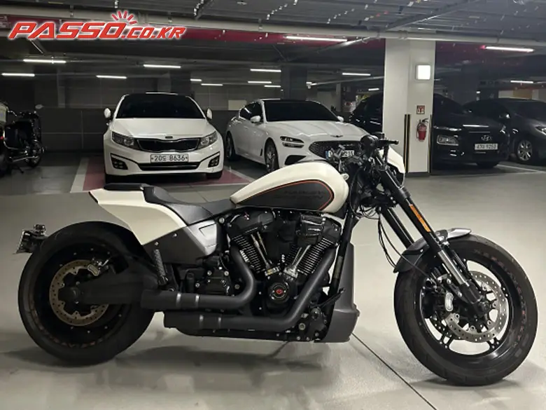 Harley-Davidson FXDR 114