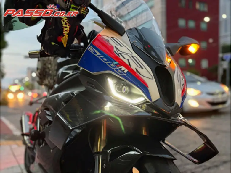 BMW S 1000 RR