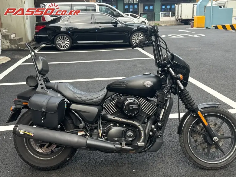 Harley-Davidson Street 750