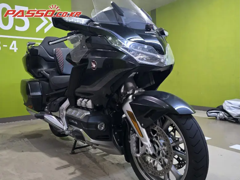 Honda Gold Wing Tour DCT Airbag