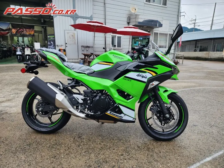 Kawasaki Ninja 500 R
