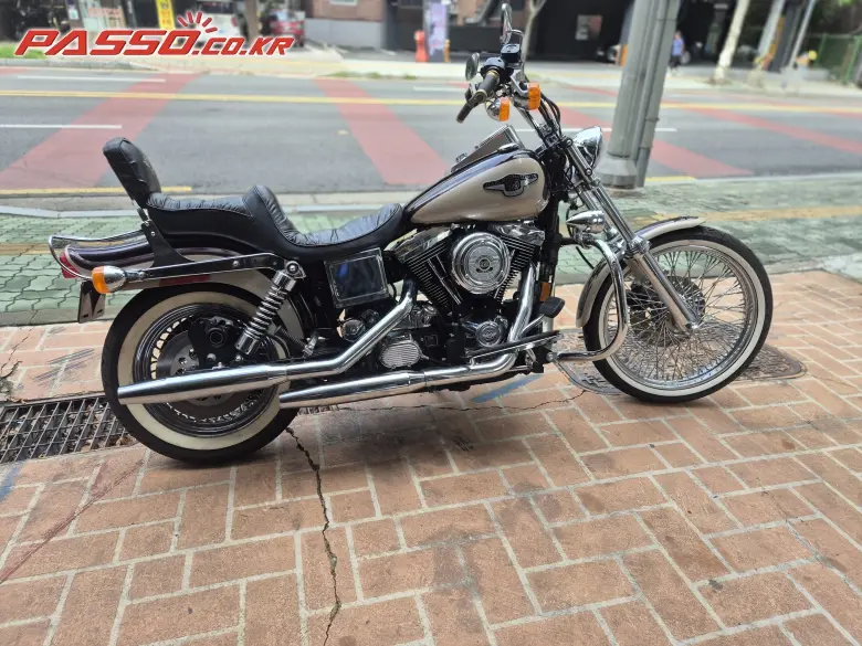 Harley-Davidson Dyna Wide Glide