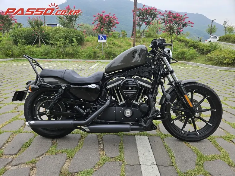 Harley-Davidson Iron 883