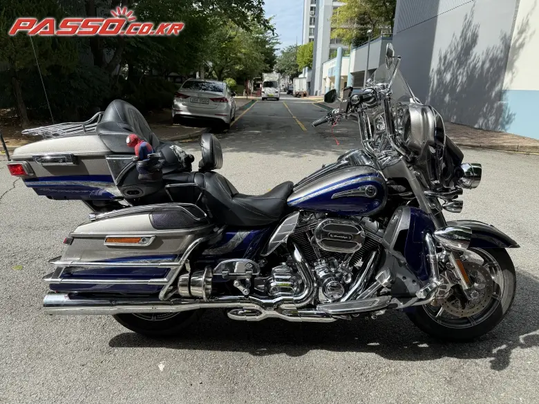 Harley-Davidson CVO Ultra Classic Electra Glide