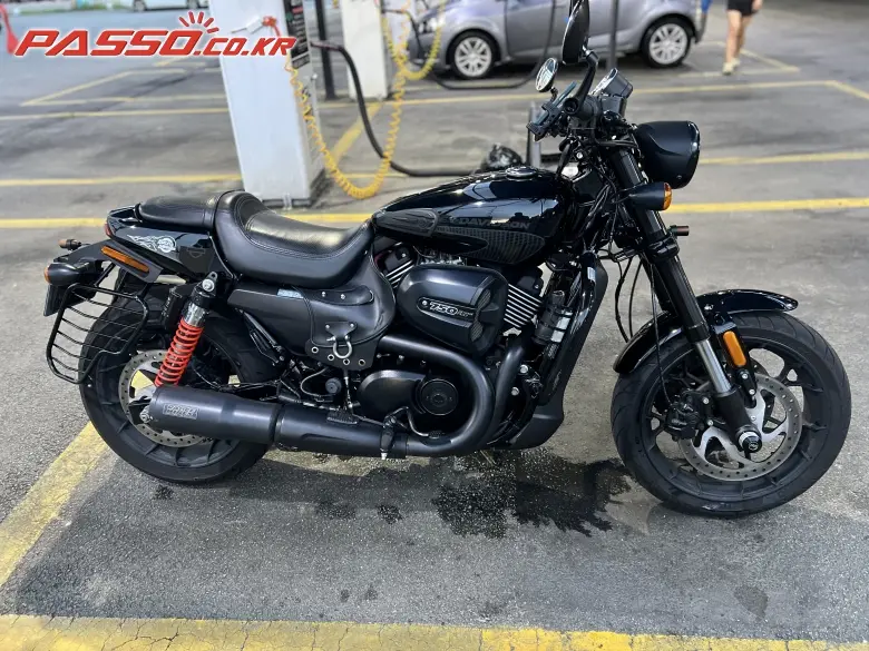 Harley-Davidson Street Road 750