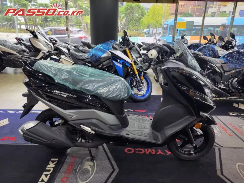 Suzuki Burgman Street 125 EX