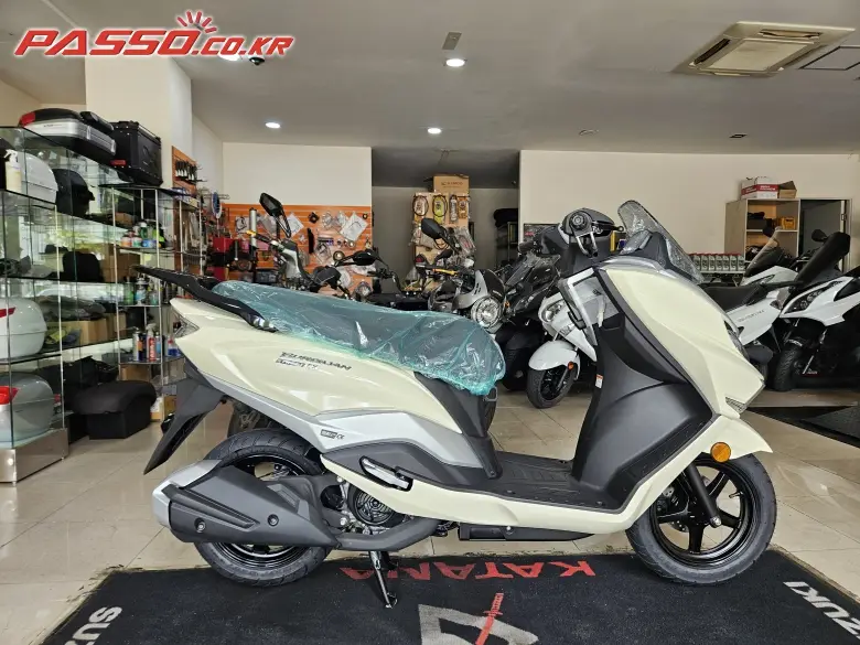 Suzuki Burgman Street 125 EX