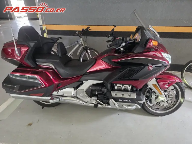 Honda Gold Wing Tour DCT Airbag