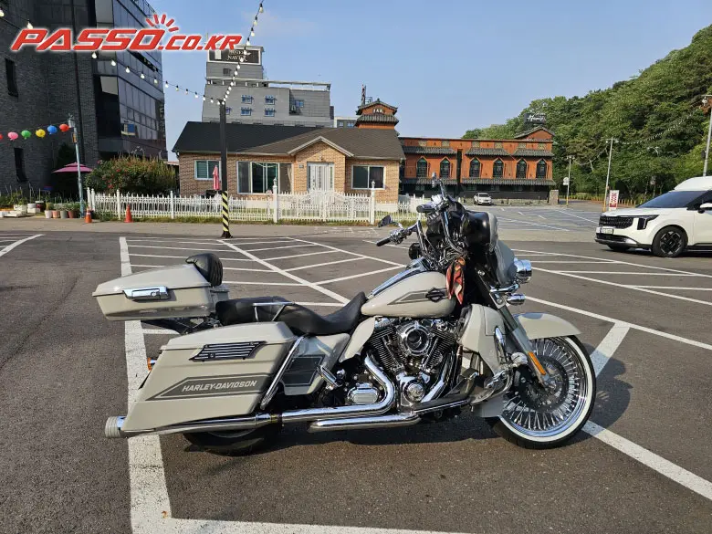 Harley-Davidson Street Glide