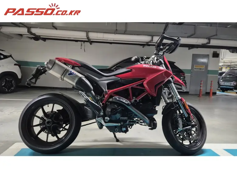 Ducati Hypermotard 939
