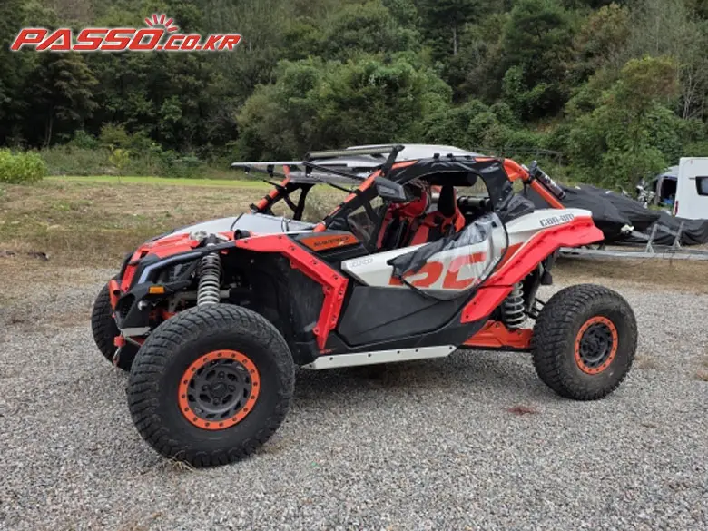 Can-Am Maverick X3 X RC Turbo R