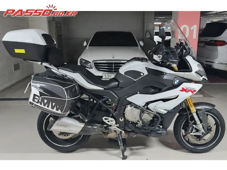 BMW S 1000 XR