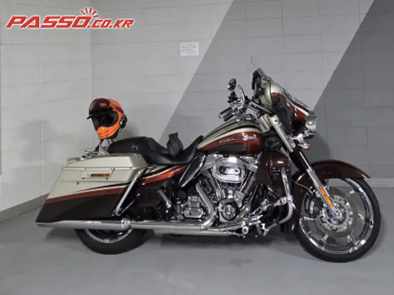 Harley-Davidson CVO Street Glide