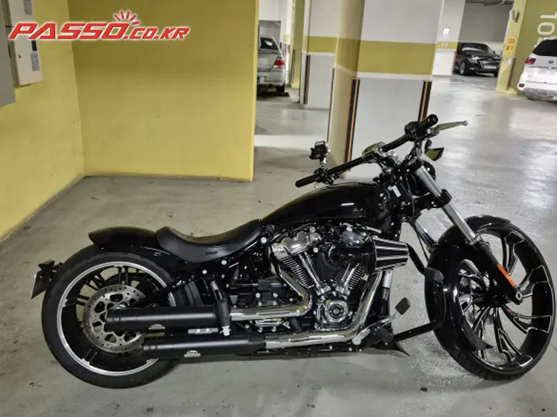 Harley-Davidson Breakout 114