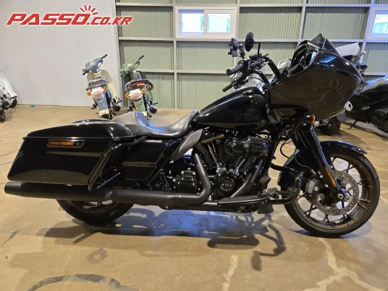 Harley-Davidson Road Glide ST