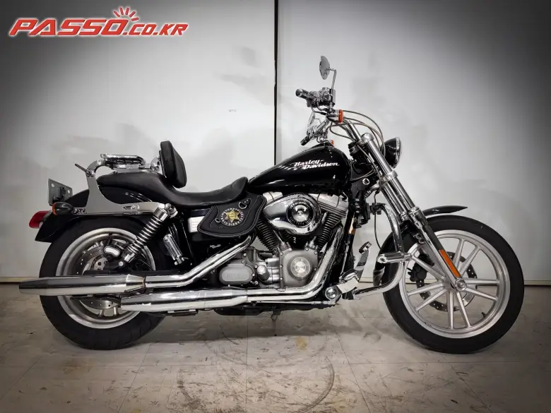 Harley-Davidson Dyna Super Glide Custom