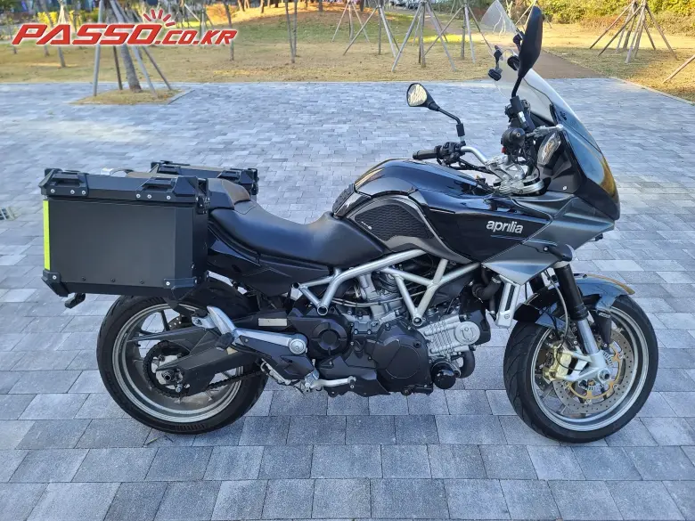 Aprilia Mana 850