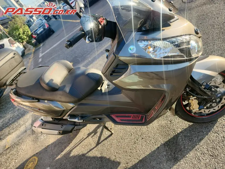 SYM Maxim 600 i ABS