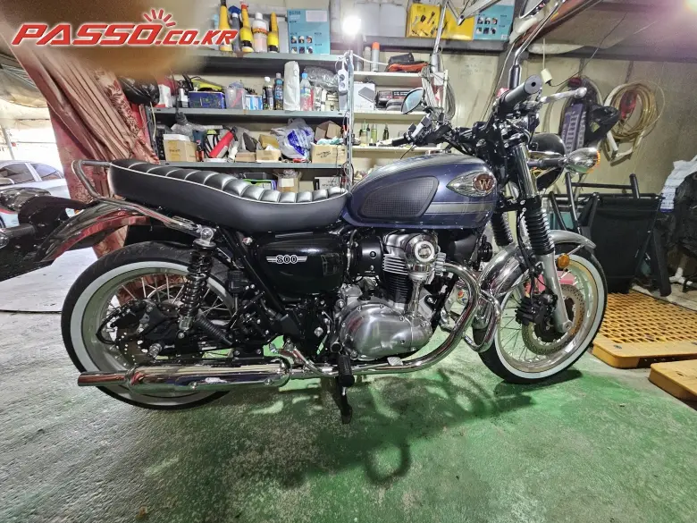 Kawasaki W 800
