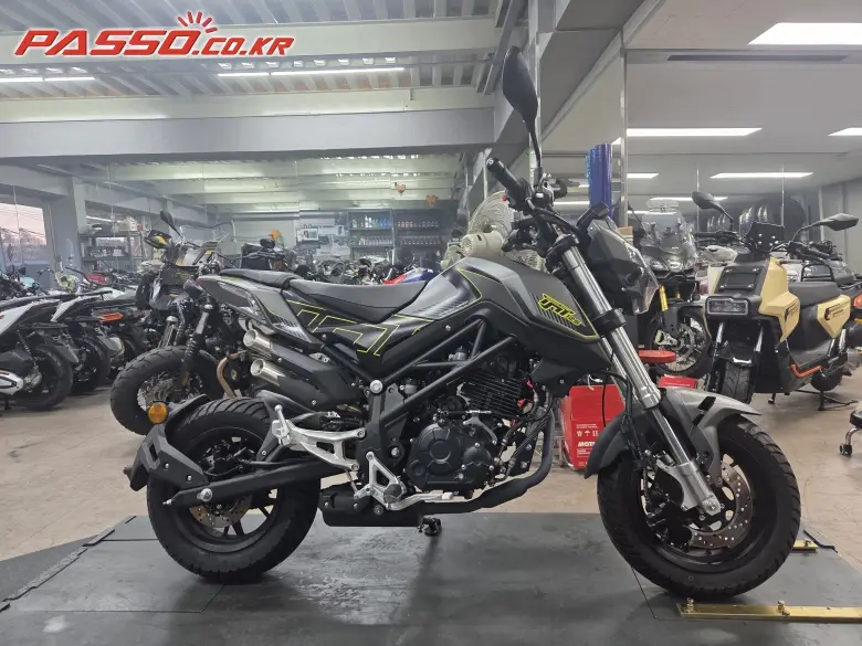 Benelli TNT 125