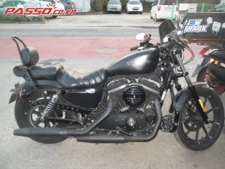Harley-Davidson Iron 883