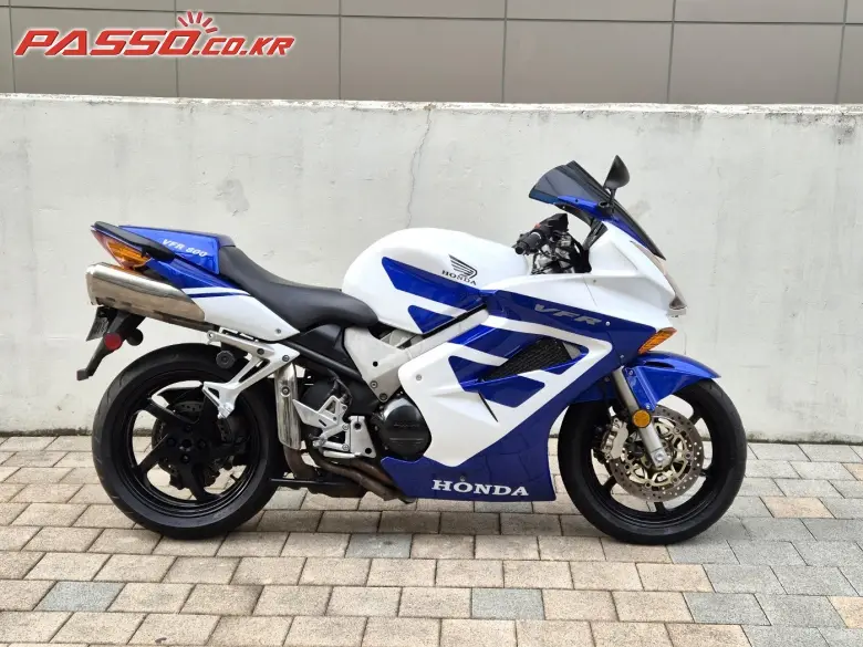 Honda VFR 800