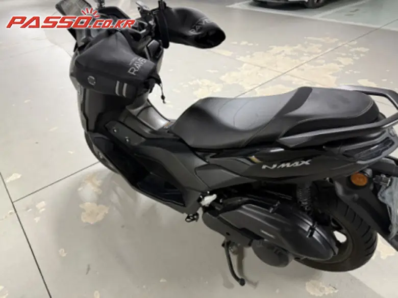 Yamaha N Max 155 ABS