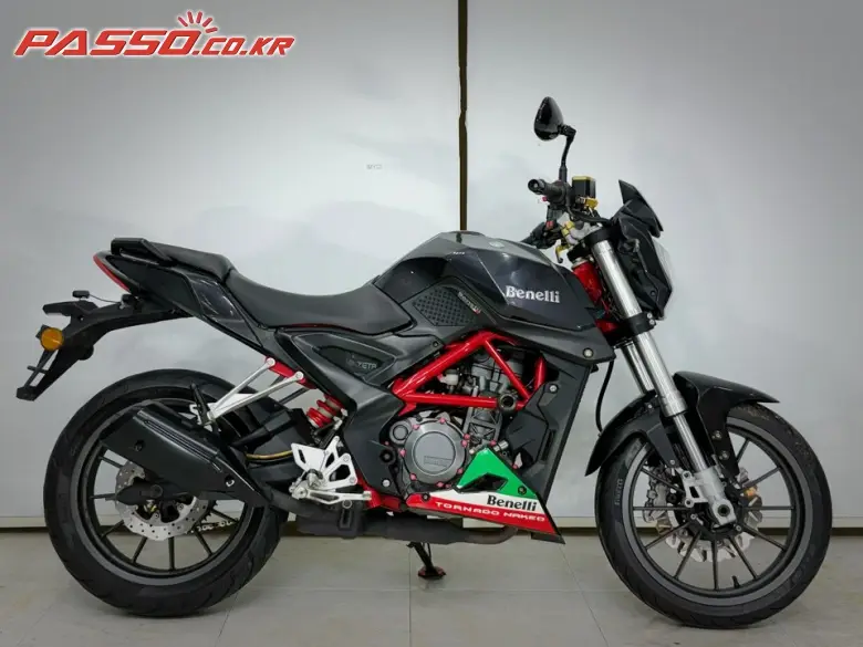 Benelli TNT 250