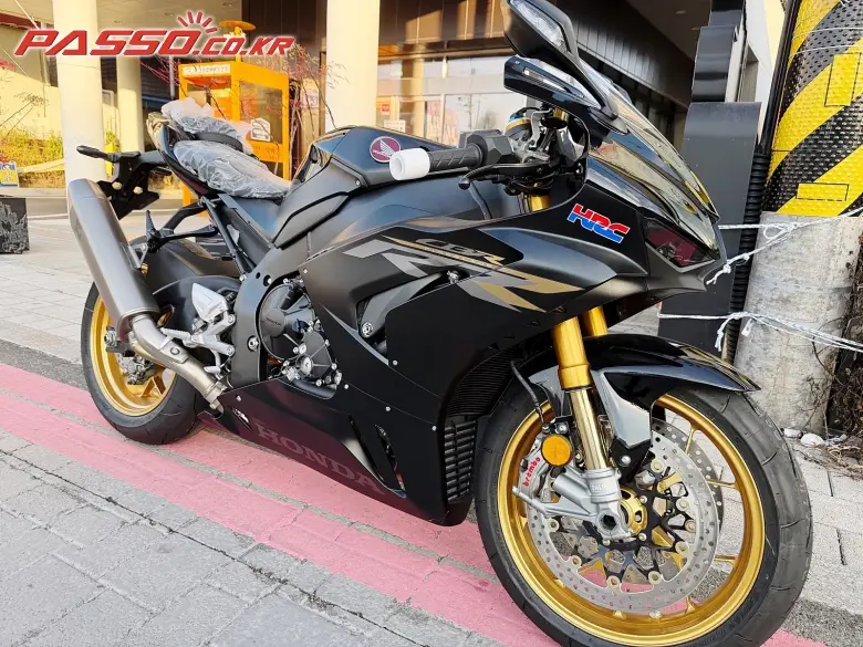 Honda CBR 1000 RR-R Fireblade SP