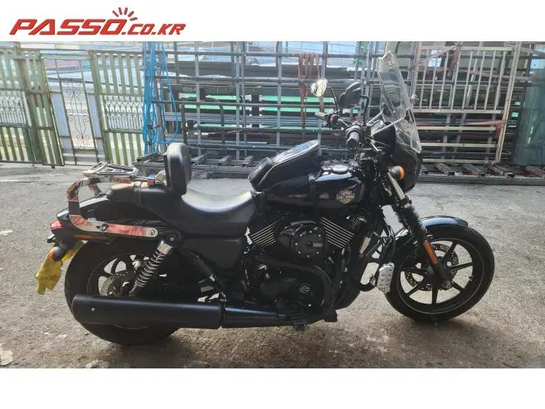 Harley-Davidson Street 750