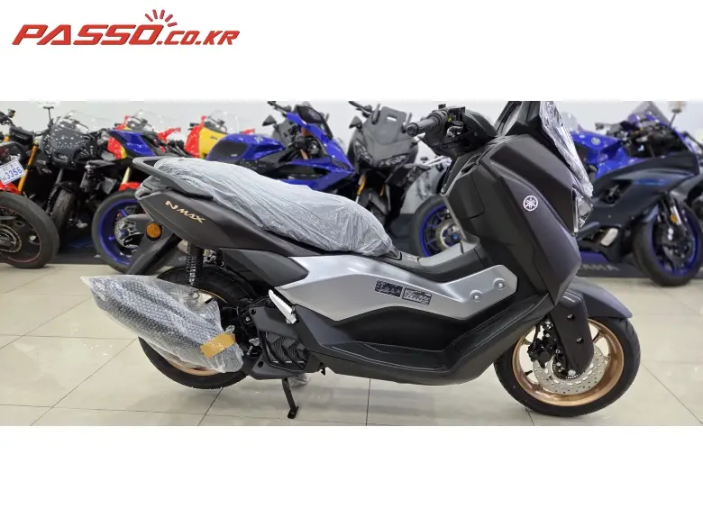 Yamaha N Max 155 ABS