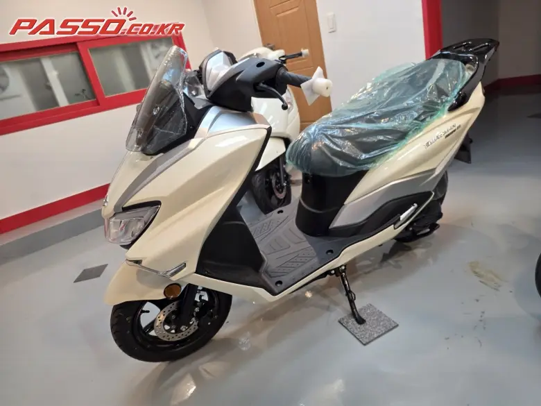 Suzuki Burgman Street 125 EX