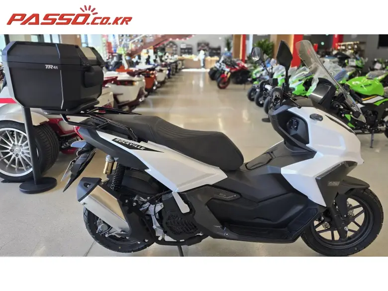 UM Motorcycles Rockville 125