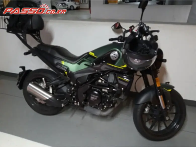 Benelli Leoncino 250